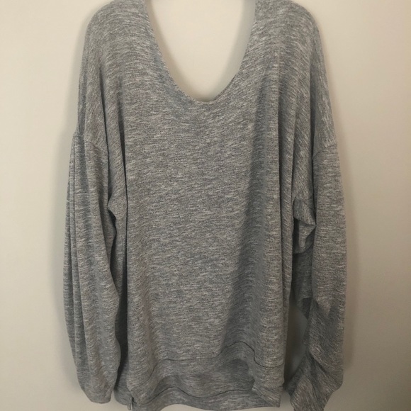 Light gray, oversized sweater - Picture 1 of 1